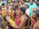 கரூர் மேட்டு மகாதானபுரத்தில் மகாலட்சுமி ஆலயத்தில் தலையில் தேங்காய் உடைக்கும் திருவிழா.