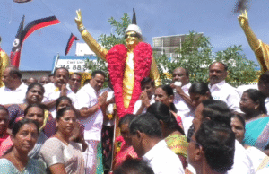 தமிழக முன்னாள் முதல்வர் அறிஞர் அண்ணா பிறந்தநாள் அதிமுகவினர் கொண்டாட்டம்.