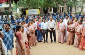 அரசு பெண்கள் மேல்நிலைப்பள்ளியில் இலவச சைக்கிள் வழங்கும் விழா