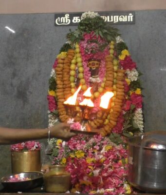 கரூர் வஞ்சுலீஸ்வரர் ஆலயத்தில் சிறப்பு அபிஷேகம்